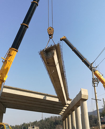 �ϲ������^(q��)�������b���̬F(xi��n)��(ch��ng)